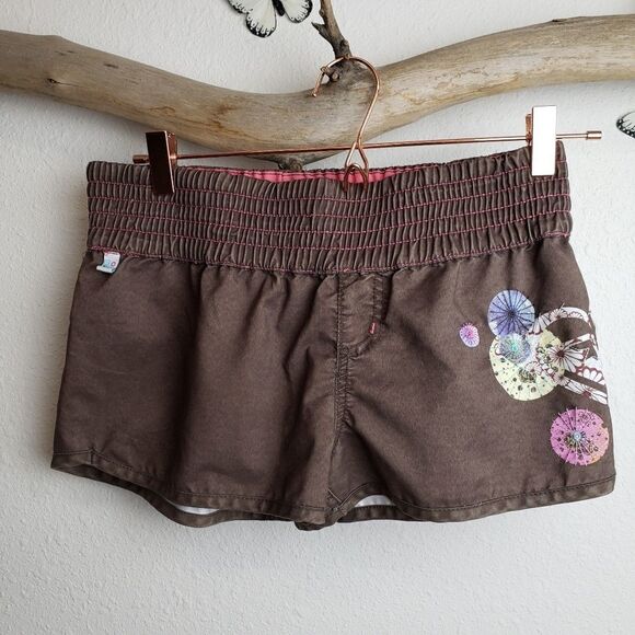 Roxy embroidered surfer shorts - Picture 1 of 7